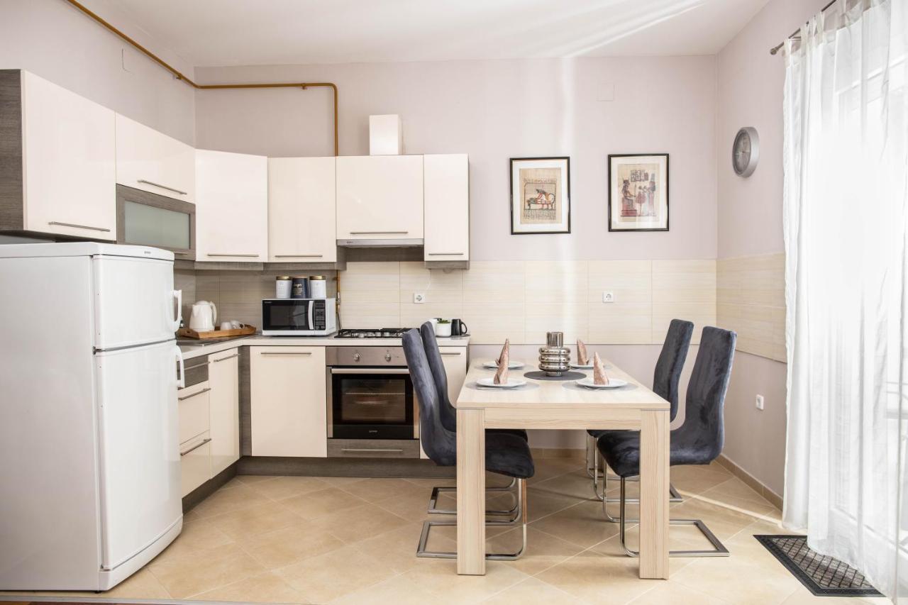 Apartman Gundulic فينكوفسي المظهر الخارجي الصورة